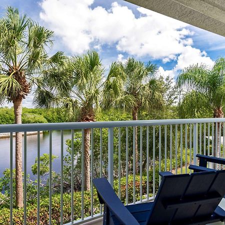 Doubletree Suites By Hilton Naples Exterior photo