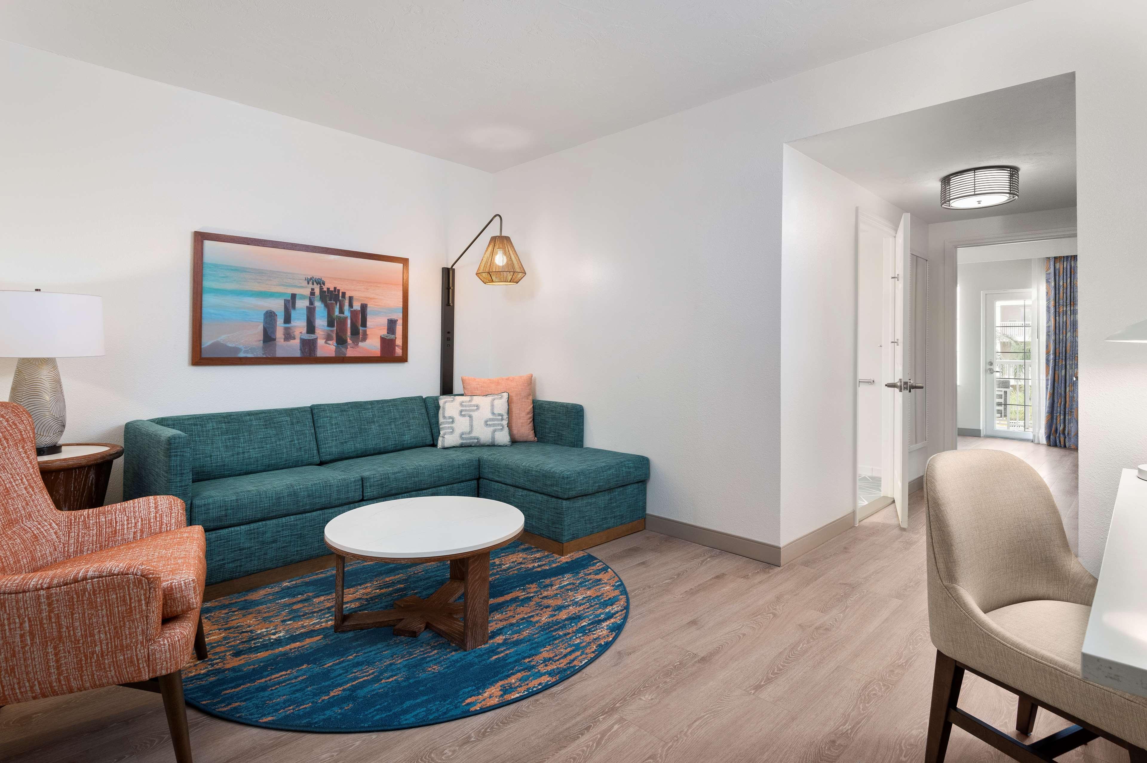 Doubletree Suites By Hilton Naples Exterior photo