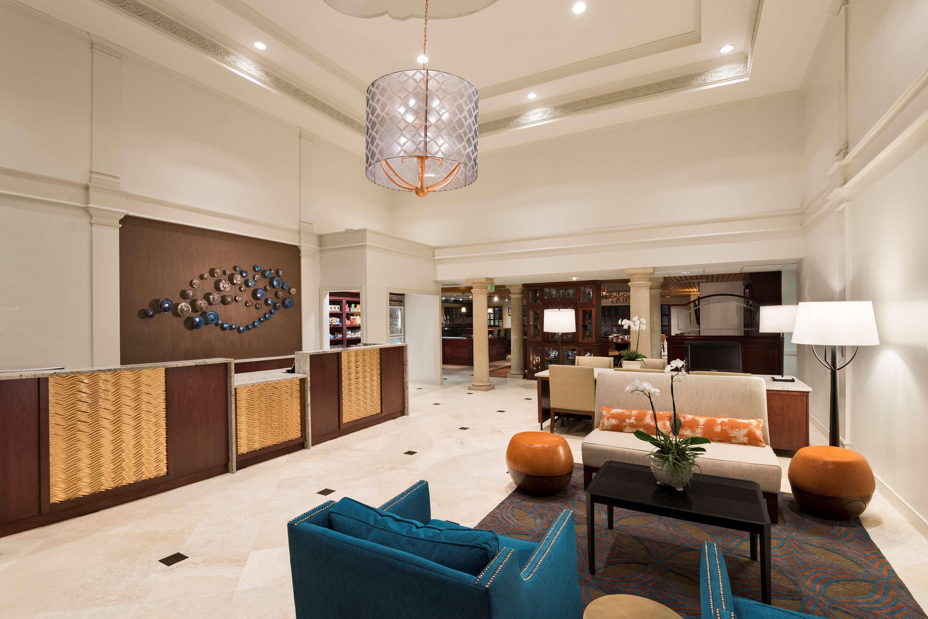 Doubletree Suites By Hilton Naples Exterior photo