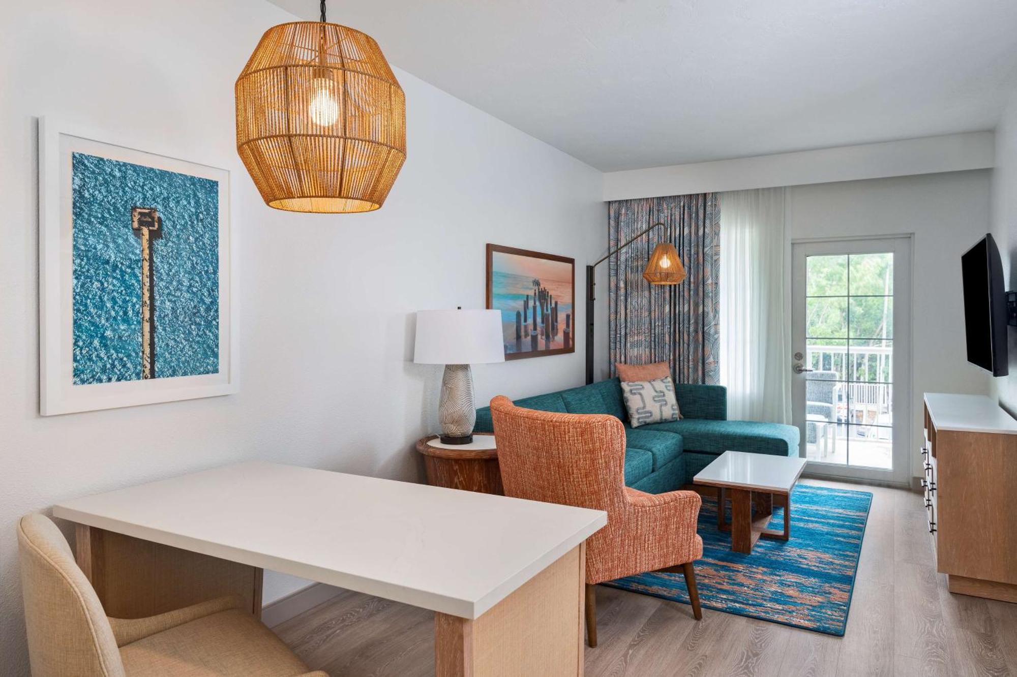 Doubletree Suites By Hilton Naples Exterior photo