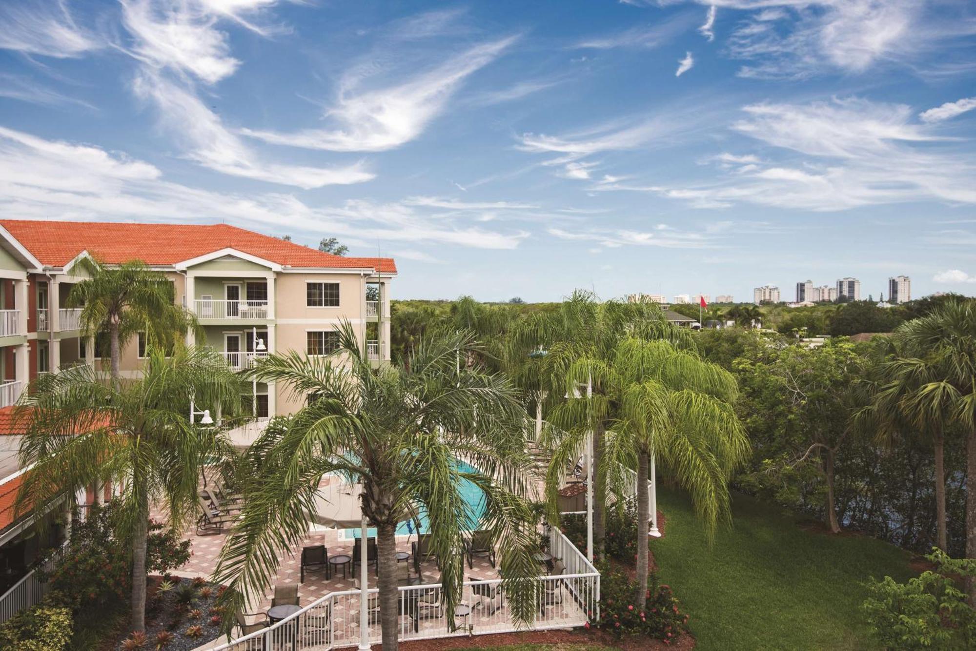 Doubletree Suites By Hilton Naples Exterior photo