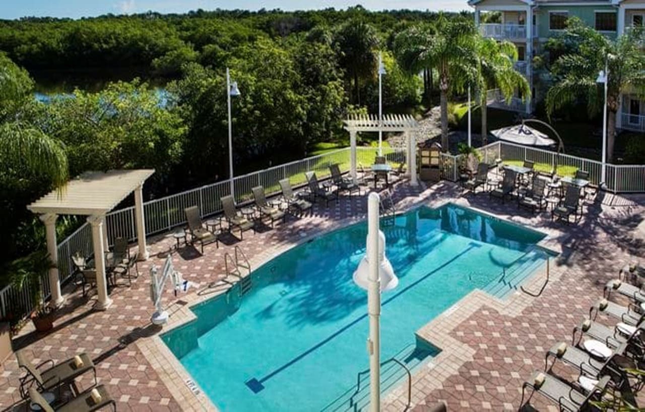 Doubletree Suites By Hilton Naples Exterior photo